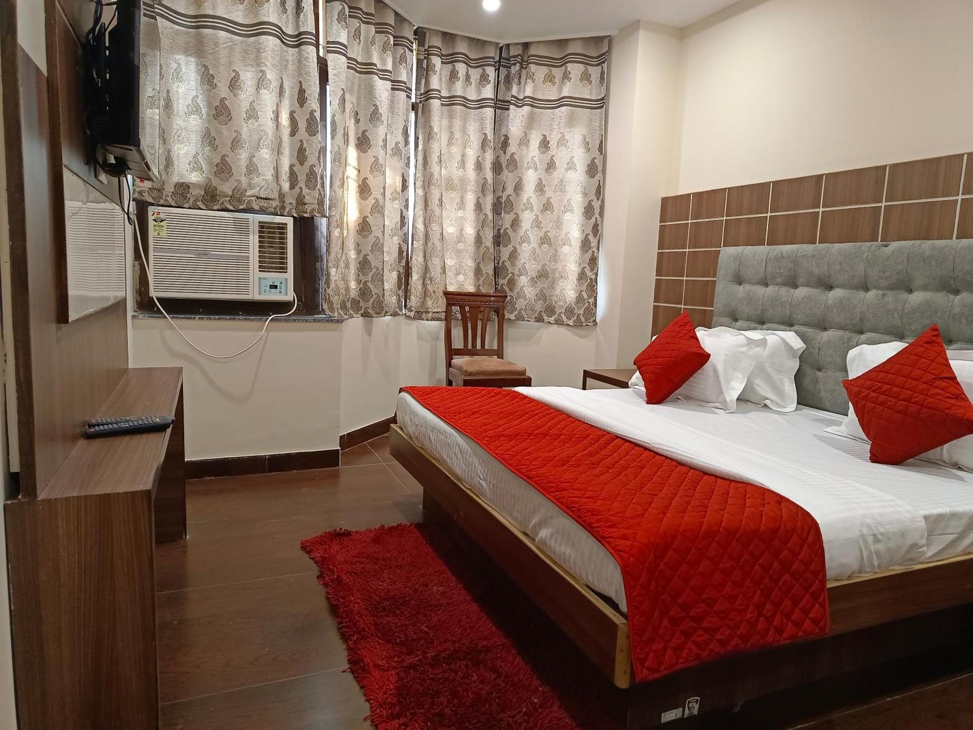 Hotel Batra Home Nizamuddin นิวเดลี ห้อง รูปภาพ